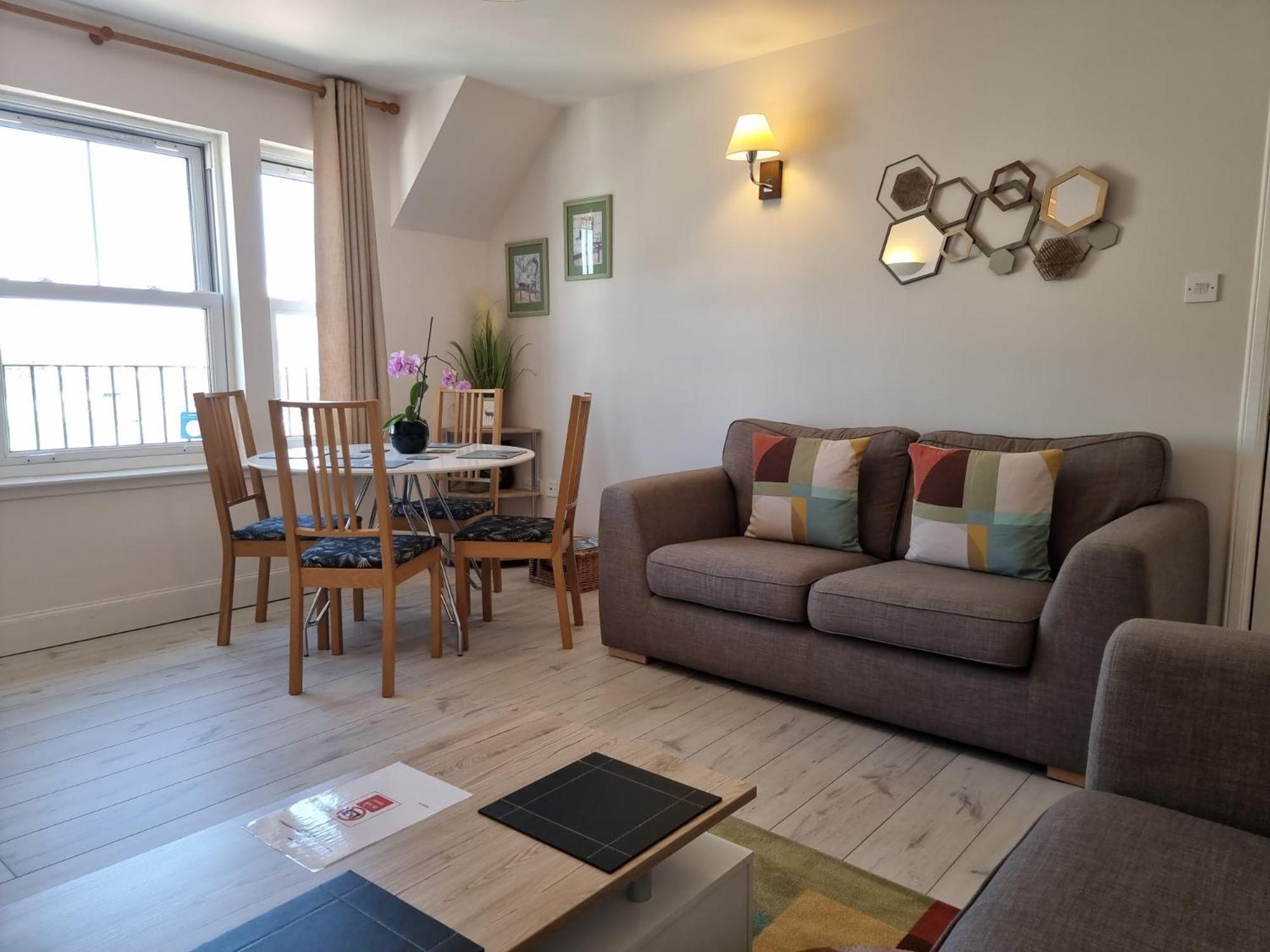 Heart Of Inverness-City Apartment Ngoại thất bức ảnh