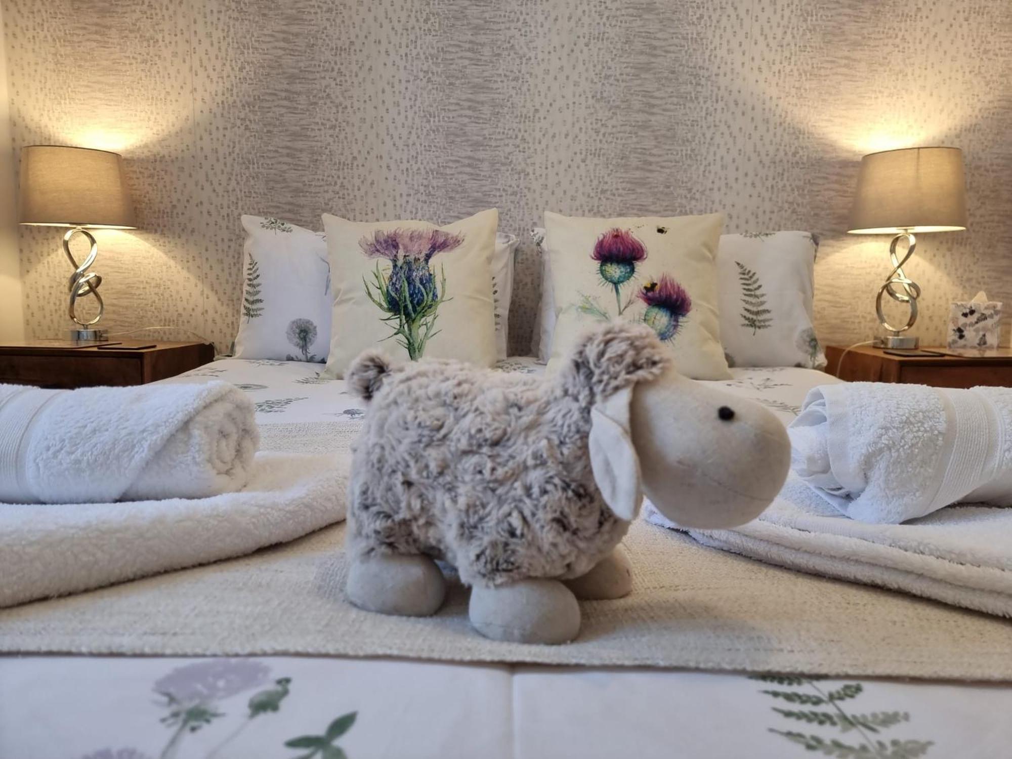 Heart Of Inverness-City Apartment Ngoại thất bức ảnh