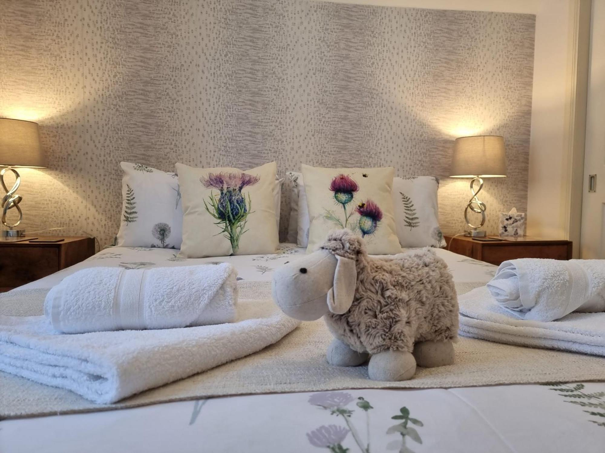 Heart Of Inverness-City Apartment Ngoại thất bức ảnh